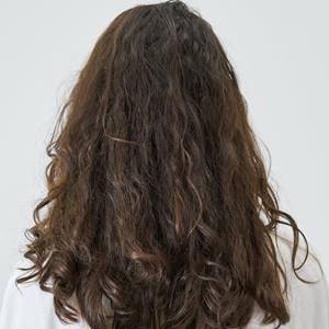 Modelo | Redken | Banner